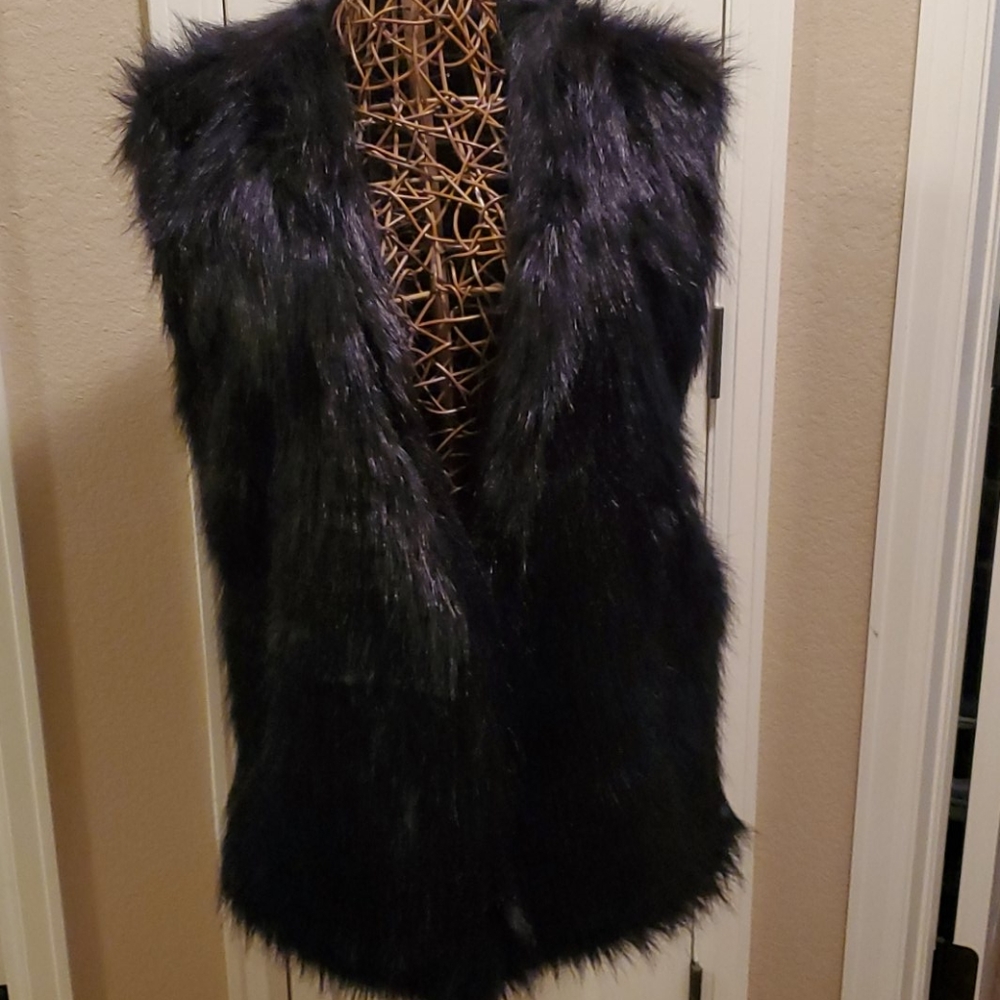 Women's Goldie London BLACK Faux Fur Vest
